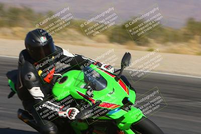 media/Dec-09-2023-SoCal Trackdays (Sat) [[76a8ac2686]]/Turn 3 Inside (1015am)/